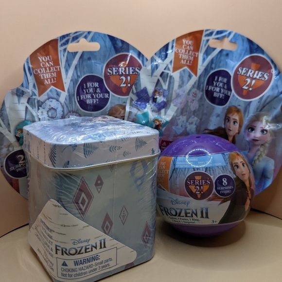 *SALE* Disney Frozen Bundle perfect for Stocking Stuffers or Birthday - Picture 4 of 10